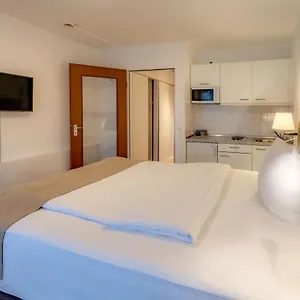 Vi Vadi Downtown Hotel