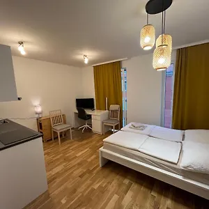 New Business Nr.20 , Dresden Deutschland